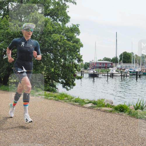 22.06.2025 - Viking Triathlon KatJ http://msf.ph/oto/8112028 22.06.2025 12:47:40 Laufen 15 meine-sportfotos.de