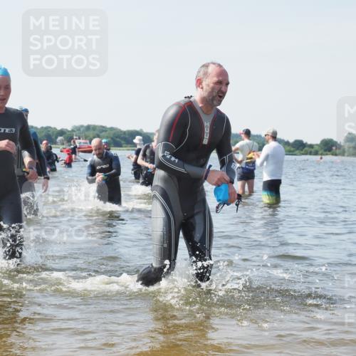 22.06.2025 - Viking Triathlon KatJ http://msf.ph/oto/8112037 22.06.2025 10:40:23 Schwimmen 44, 228, 254, 275, 291, 375, 379, 385, 394, 487, 511, 514, 517, 553, 556 meine-sportfotos.de