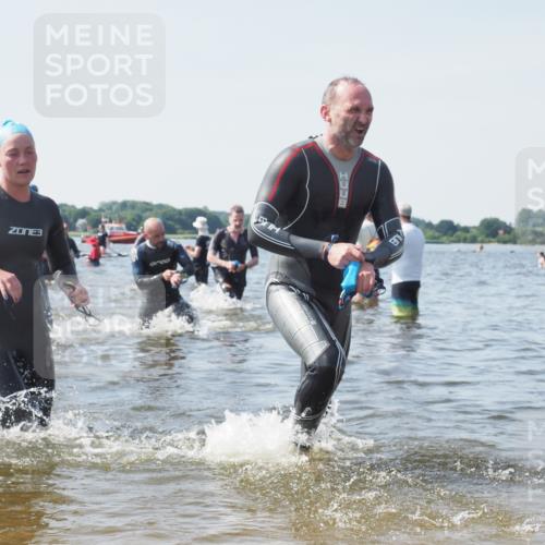 22.06.2025 - Viking Triathlon KatJ http://msf.ph/oto/8112047 22.06.2025 10:40:23 Schwimmen 44, 228, 254, 275, 291, 375, 379, 385, 394, 487, 511, 514, 517, 553, 556 meine-sportfotos.de