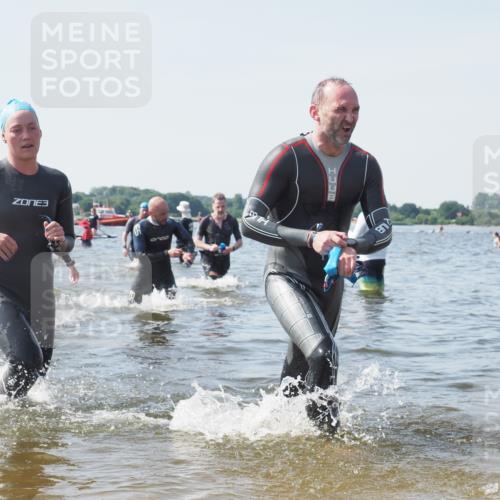 22.06.2025 - Viking Triathlon KatJ http://msf.ph/oto/8112050 22.06.2025 10:40:23 Schwimmen 44, 228, 254, 275, 291, 375, 379, 385, 394, 487, 511, 514, 517, 553, 556 meine-sportfotos.de
