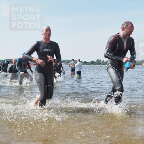 22.06.2025 - Viking Triathlon KatJ http://msf.ph/oto/8112057 22.06.2025 10:40:24 Schwimmen 44, 228, 254, 275, 291, 375, 379, 385, 394, 487, 511, 514, 517, 553, 556 meine-sportfotos.de