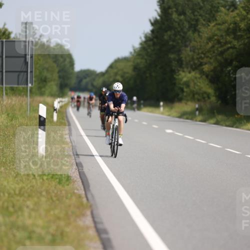 22.06.2025 - Viking Triathlon Yannick Fuchs http://msf.ph/oto/8112065 22.06.2025 11:36:55 Radfahren 219, 328, 356, 443, 491 meine-sportfotos.de
