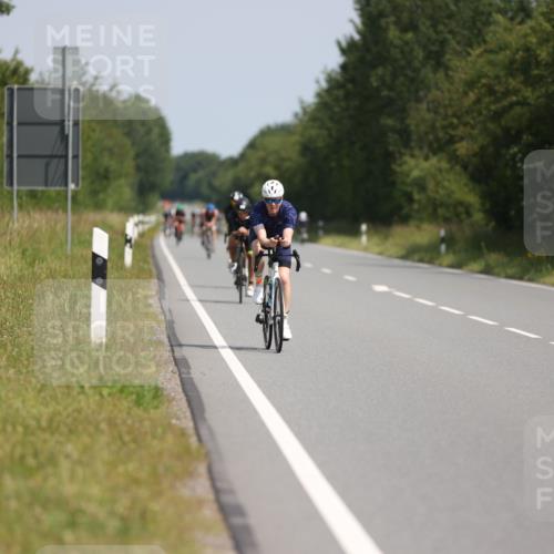 22.06.2025 - Viking Triathlon Yannick Fuchs http://msf.ph/oto/8112071 22.06.2025 11:36:55 Radfahren 219, 328, 356, 443, 491 meine-sportfotos.de