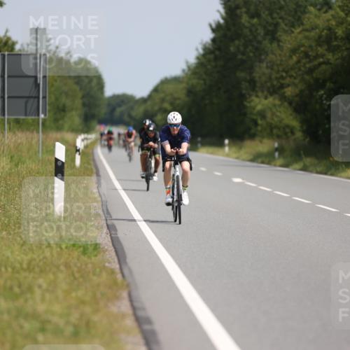 22.06.2025 - Viking Triathlon Yannick Fuchs http://msf.ph/oto/8112079 22.06.2025 11:36:56 Radfahren 219, 328, 356, 443, 491 meine-sportfotos.de