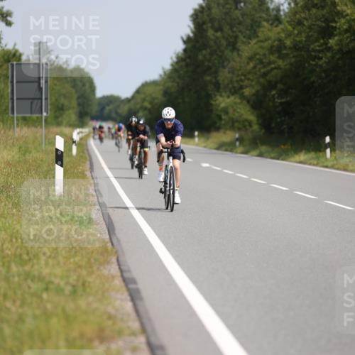 22.06.2025 - Viking Triathlon Yannick Fuchs http://msf.ph/oto/8112094 22.06.2025 11:36:56 Radfahren 219, 328, 356, 443, 491 meine-sportfotos.de