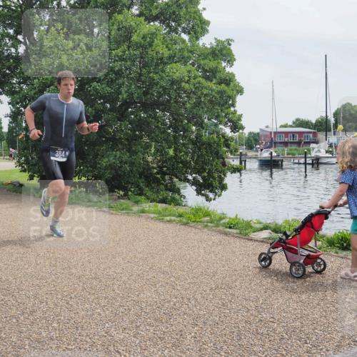 22.06.2025 - Viking Triathlon KatJ http://msf.ph/oto/8112097 22.06.2025 12:47:45 Laufen 384 meine-sportfotos.de