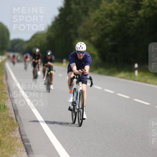 22.06.2025 - Viking Triathlon Yannick Fuchs http://msf.ph/oto/8112122 22.06.2025 11:36:57 Radfahren 219, 328, 356, 491 meine-sportfotos.de