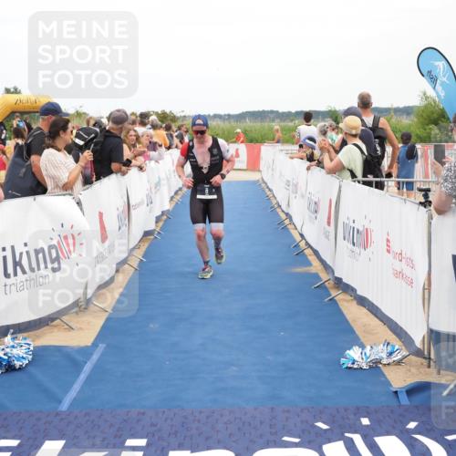 22.06.2025 - Viking Triathlon MichiJ http://msf.ph/oto/8112152 22.06.2025 15:02:50 Ziel 8 meine-sportfotos.de