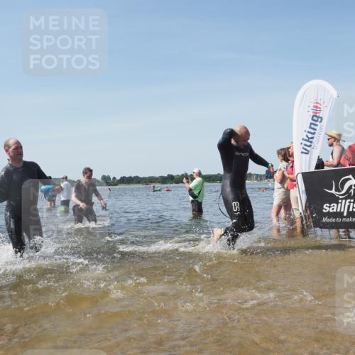 22.06.2025 - Viking Triathlon KatJ http://msf.ph/oto/8112188 22.06.2025 10:40:29 Schwimmen 44, 228, 239, 254, 275, 291, 325, 375, 379, 385, 487, 511, 514, 517, 556, 644, 657 meine-sportfotos.de