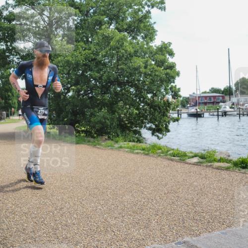 22.06.2025 - Viking Triathlon KatJ http://msf.ph/oto/8112288 22.06.2025 13:21:44 Laufen 437 meine-sportfotos.de