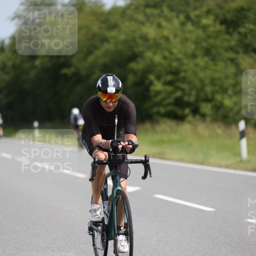 22.06.2025 - Viking Triathlon Yannick Fuchs http://msf.ph/oto/8112299 22.06.2025 11:37:03 Radfahren 219, 328, 346, 355, 356, 527 meine-sportfotos.de