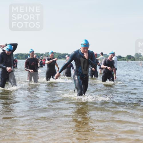 22.06.2025 - Viking Triathlon KatJ http://msf.ph/oto/8112336 22.06.2025 10:40:34 Schwimmen 44, 228, 235, 239, 254, 266, 275, 291, 325, 361, 375, 511, 514, 556, 644, 655, 657 meine-sportfotos.de