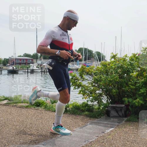 22.06.2025 - Viking Triathlon KatJ http://msf.ph/oto/8112354 22.06.2025 12:48:13 Laufen 122 meine-sportfotos.de