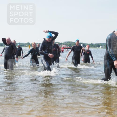 22.06.2025 - Viking Triathlon KatJ http://msf.ph/oto/8112387 22.06.2025 10:40:34 Schwimmen 44, 228, 235, 239, 254, 266, 275, 291, 325, 361, 375, 511, 514, 556, 644, 655, 657 meine-sportfotos.de