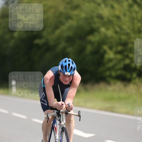 22.06.2025 - Viking Triathlon Yannick Fuchs http://msf.ph/oto/8112427 22.06.2025 11:37:09 Radfahren 346, 355, 410, 434, 527 meine-sportfotos.de