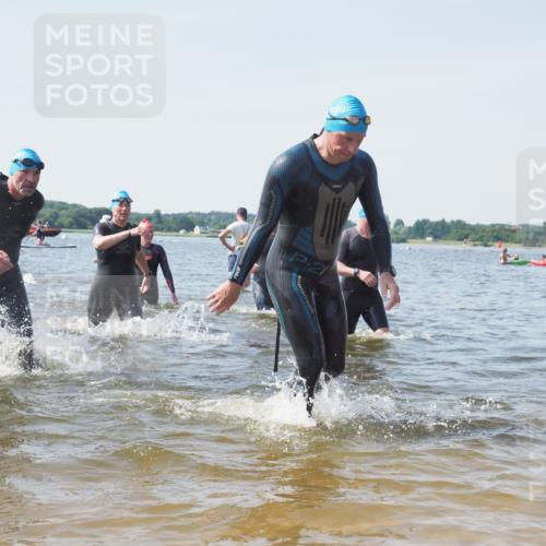 22.06.2025 - Viking Triathlon KatJ http://msf.ph/oto/8112436 22.06.2025 10:40:35 Schwimmen 44, 228, 235, 239, 254, 266, 275, 291, 325, 361, 462, 511, 514, 556, 644, 655, 657 meine-sportfotos.de