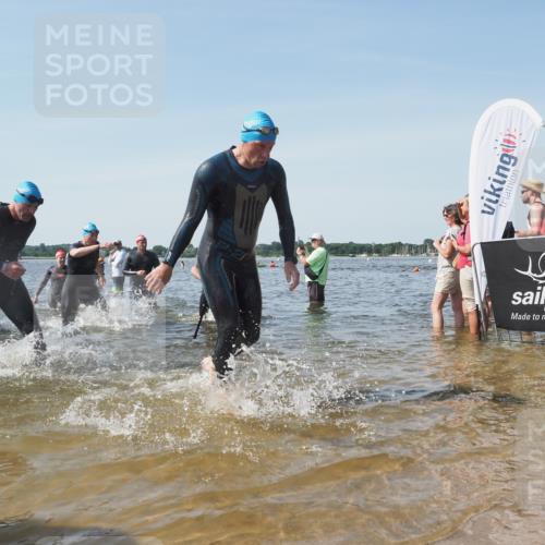 22.06.2025 - Viking Triathlon KatJ http://msf.ph/oto/8112454 22.06.2025 10:40:36 Schwimmen 44, 228, 235, 239, 254, 266, 275, 291, 325, 361, 462, 511, 514, 556, 644, 655, 657 meine-sportfotos.de