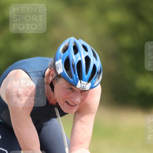 22.06.2025 - Viking Triathlon Yannick Fuchs http://msf.ph/oto/8112462 22.06.2025 11:37:10 Radfahren 346, 355, 410, 434, 527 meine-sportfotos.de