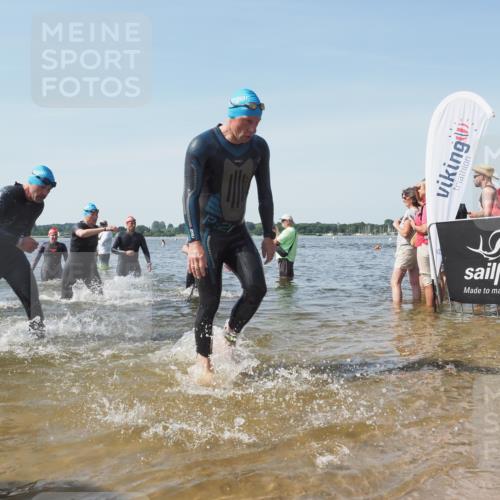 22.06.2025 - Viking Triathlon KatJ http://msf.ph/oto/8112465 22.06.2025 10:40:36 Schwimmen 44, 228, 235, 239, 254, 266, 275, 291, 325, 361, 462, 511, 514, 556, 644, 655, 657 meine-sportfotos.de