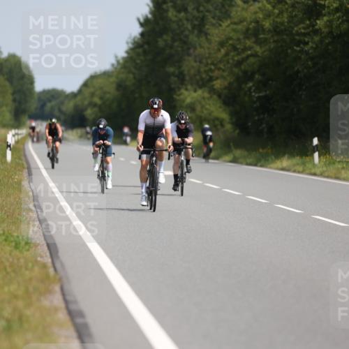 22.06.2025 - Viking Triathlon Yannick Fuchs http://msf.ph/oto/8112630 22.06.2025 11:37:27 Radfahren 16, 55, 63, 244, 342, 602, 607, 630, 631 meine-sportfotos.de