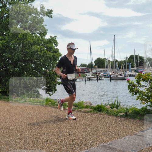 22.06.2025 - Viking Triathlon KatJ http://msf.ph/oto/8112667 22.06.2025 13:22:09 Laufen 34 meine-sportfotos.de