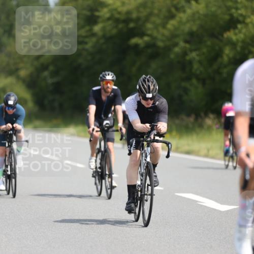 22.06.2025 - Viking Triathlon Yannick Fuchs http://msf.ph/oto/8112703 22.06.2025 11:37:30 Radfahren 16, 55, 63, 244, 342, 607, 631 meine-sportfotos.de