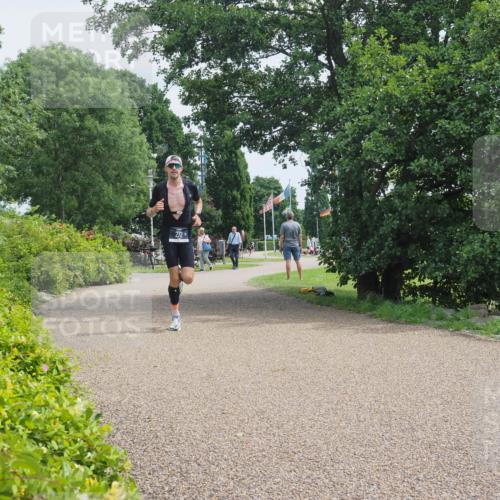 22.06.2025 - Viking Triathlon KatJ http://msf.ph/oto/8112732 22.06.2025 12:49:37 Laufen 272 meine-sportfotos.de