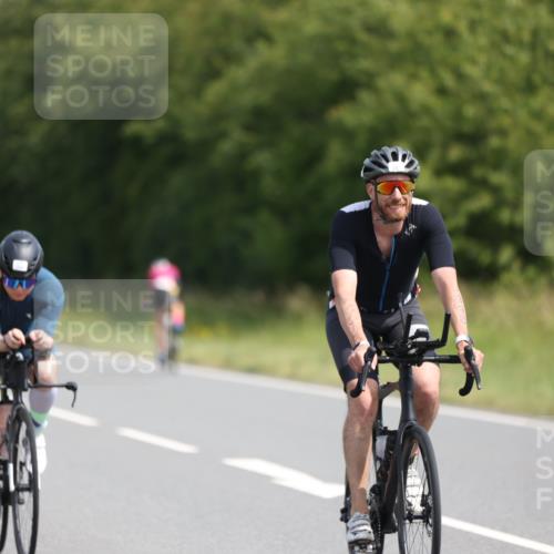 22.06.2025 - Viking Triathlon Yannick Fuchs http://msf.ph/oto/8112749 22.06.2025 11:37:32 Radfahren 16, 55, 63, 244, 342, 607, 631 meine-sportfotos.de