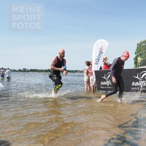 22.06.2025 - Viking Triathlon KatJ http://msf.ph/oto/8112804 22.06.2025 10:40:45 Schwimmen 59, 235, 239, 266, 325, 361, 397, 462, 530, 644, 655, 657 meine-sportfotos.de
