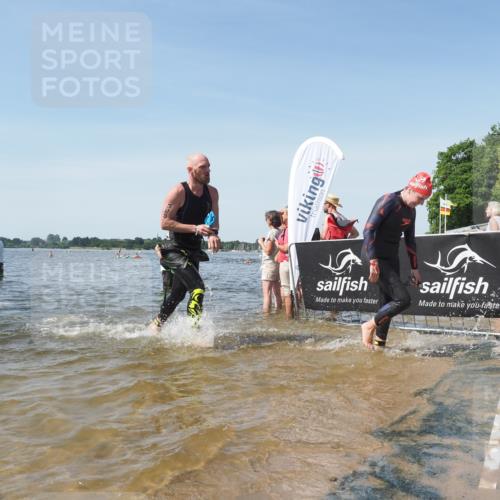 22.06.2025 - Viking Triathlon KatJ http://msf.ph/oto/8112814 22.06.2025 10:40:45 Schwimmen 59, 235, 239, 266, 325, 361, 397, 462, 530, 644, 655, 657 meine-sportfotos.de