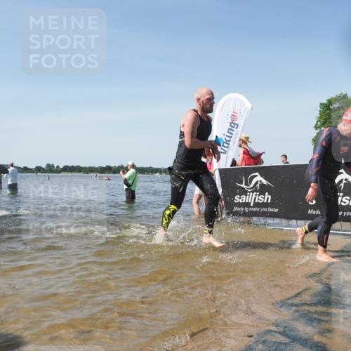 22.06.2025 - Viking Triathlon KatJ http://msf.ph/oto/8112844 22.06.2025 10:40:45 Schwimmen 59, 235, 239, 266, 325, 361, 397, 462, 530, 644, 655, 657 meine-sportfotos.de