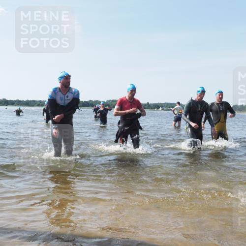 22.06.2025 - Viking Triathlon KatJ http://msf.ph/oto/8112978 22.06.2025 10:40:49 Schwimmen 59, 235, 239, 266, 361, 397, 462, 530, 655 meine-sportfotos.de