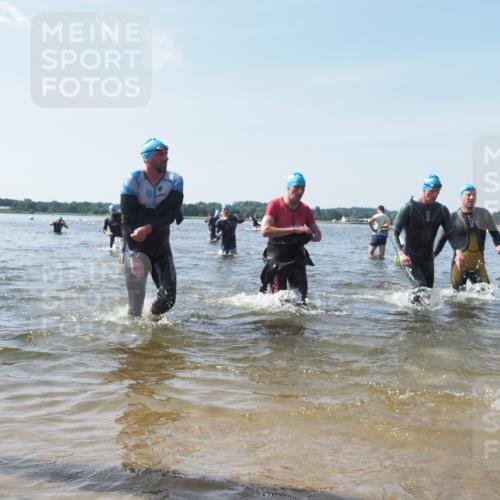 22.06.2025 - Viking Triathlon KatJ http://msf.ph/oto/8112985 22.06.2025 10:40:49 Schwimmen 59, 235, 239, 266, 361, 397, 462, 530, 655 meine-sportfotos.de