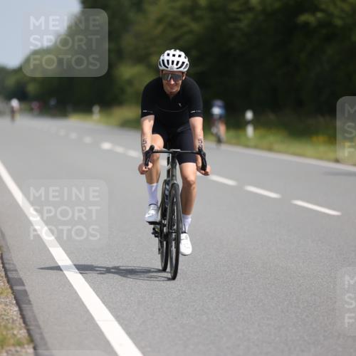 22.06.2025 - Viking Triathlon Yannick Fuchs http://msf.ph/oto/8113002 22.06.2025 11:37:52 Radfahren 457, 501, 520, 619 meine-sportfotos.de