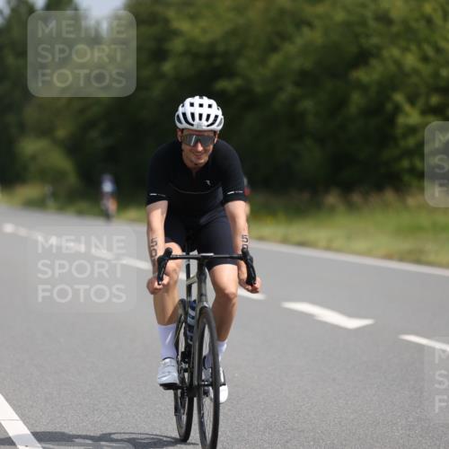 22.06.2025 - Viking Triathlon Yannick Fuchs http://msf.ph/oto/8113019 22.06.2025 11:37:53 Radfahren 457, 501, 520, 619 meine-sportfotos.de