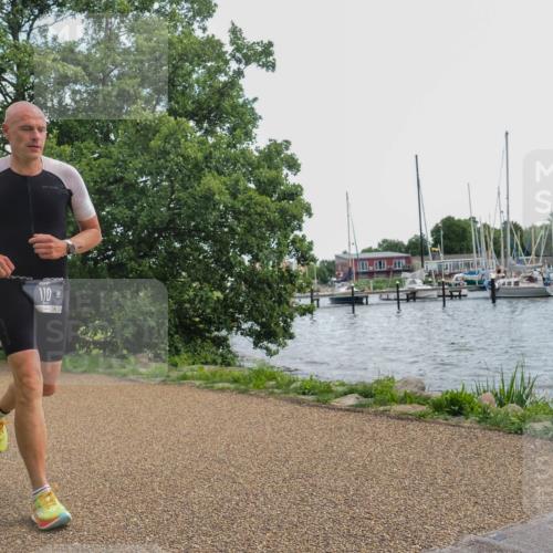 22.06.2025 - Viking Triathlon KatJ http://msf.ph/oto/8113020 22.06.2025 13:22:38 Laufen 110 meine-sportfotos.de