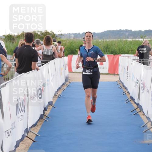 22.06.2025 - Viking Triathlon MichiJ http://msf.ph/oto/8113037 22.06.2025 16:25:39 Ziel 133, 166 meine-sportfotos.de