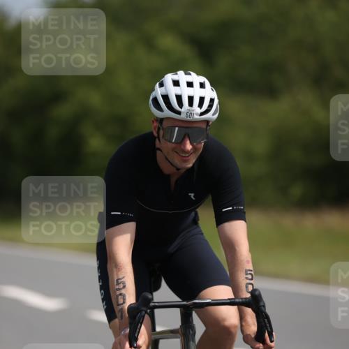 22.06.2025 - Viking Triathlon Yannick Fuchs http://msf.ph/oto/8113043 22.06.2025 11:37:54 Radfahren 457, 501, 520, 619 meine-sportfotos.de