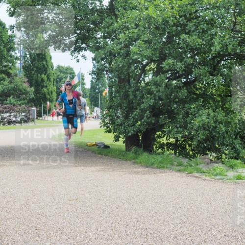 22.06.2025 - Viking Triathlon KatJ http://msf.ph/oto/8113048 22.06.2025 12:50:16 Laufen 9 meine-sportfotos.de