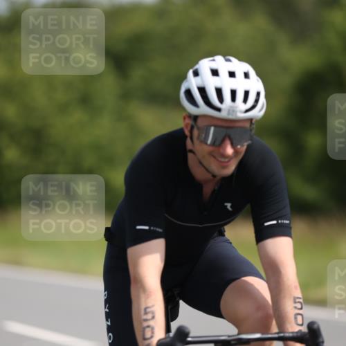 22.06.2025 - Viking Triathlon Yannick Fuchs http://msf.ph/oto/8113050 22.06.2025 11:37:54 Radfahren 457, 501, 520, 619 meine-sportfotos.de
