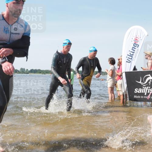 22.06.2025 - Viking Triathlon KatJ http://msf.ph/oto/8113063 22.06.2025 10:40:52 Schwimmen 59, 235, 266, 361, 389, 397, 462, 530 meine-sportfotos.de