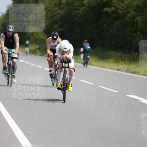 22.06.2025 - Viking Triathlon Yannick Fuchs http://msf.ph/oto/8113123 22.06.2025 11:38:04 Radfahren 4, 71, 243, 480, 549, 609, 629 meine-sportfotos.de