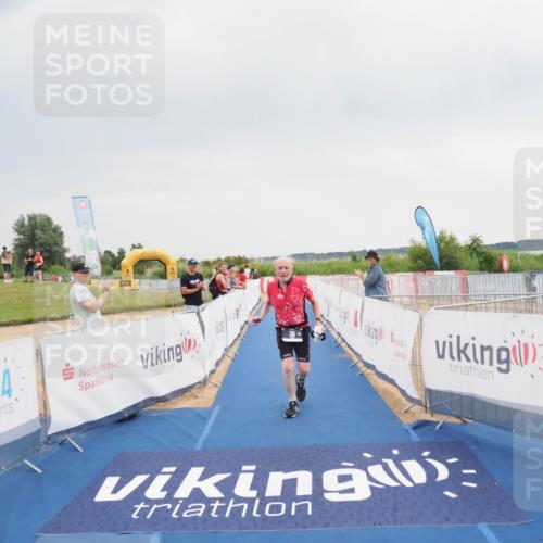 22.06.2025 - Viking Triathlon MichiJ http://msf.ph/oto/8113162 22.06.2025 16:43:15 Ziel 39 meine-sportfotos.de