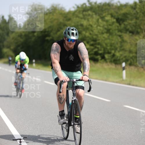 22.06.2025 - Viking Triathlon Yannick Fuchs http://msf.ph/oto/8113185 22.06.2025 11:38:07 Radfahren 4, 71, 243, 480, 549, 609, 629 meine-sportfotos.de