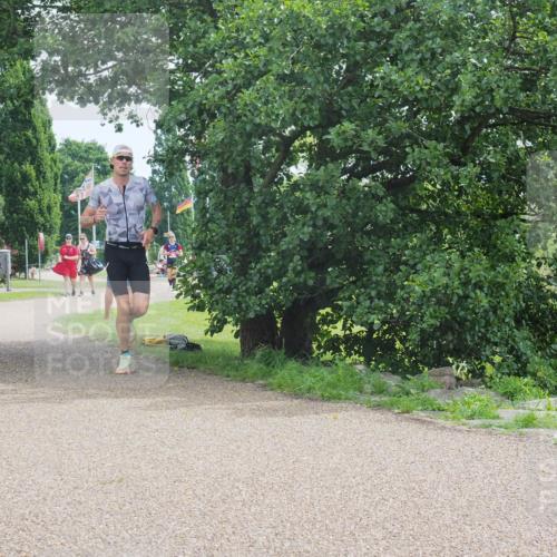 22.06.2025 - Viking Triathlon KatJ http://msf.ph/oto/8113223 22.06.2025 12:50:51 Laufen 485 meine-sportfotos.de