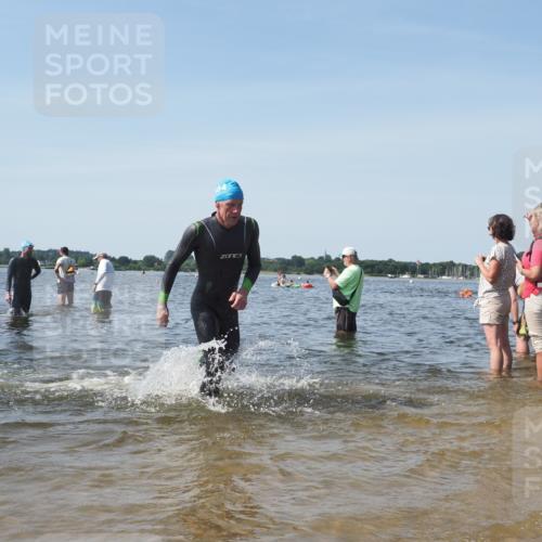 22.06.2025 - Viking Triathlon KatJ http://msf.ph/oto/8113273 22.06.2025 10:41:00 Schwimmen 59, 153, 389, 397, 496, 530 meine-sportfotos.de
