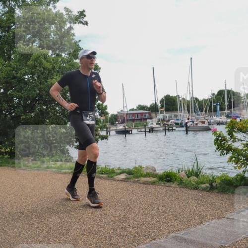 22.06.2025 - Viking Triathlon KatJ http://msf.ph/oto/8113294 22.06.2025 13:23:02 Laufen 427 meine-sportfotos.de