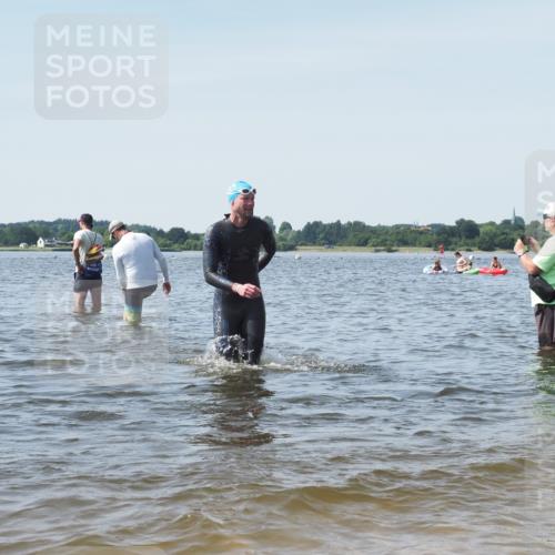 22.06.2025 - Viking Triathlon KatJ http://msf.ph/oto/8113331 22.06.2025 10:41:05 Schwimmen 153, 314, 389, 496, 631 meine-sportfotos.de