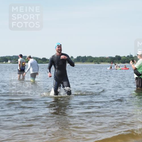 22.06.2025 - Viking Triathlon KatJ http://msf.ph/oto/8113338 22.06.2025 10:41:05 Schwimmen 153, 314, 389, 496, 631 meine-sportfotos.de
