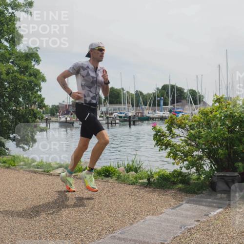 22.06.2025 - Viking Triathlon KatJ http://msf.ph/oto/8113388 22.06.2025 12:50:54 Laufen 485 meine-sportfotos.de